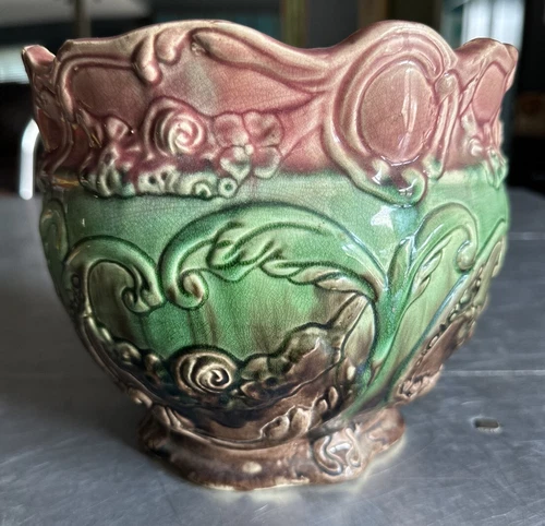 Weller Art Pottery Majolica Blended Pink Green Jardiniere Flowers Scrolls Pot