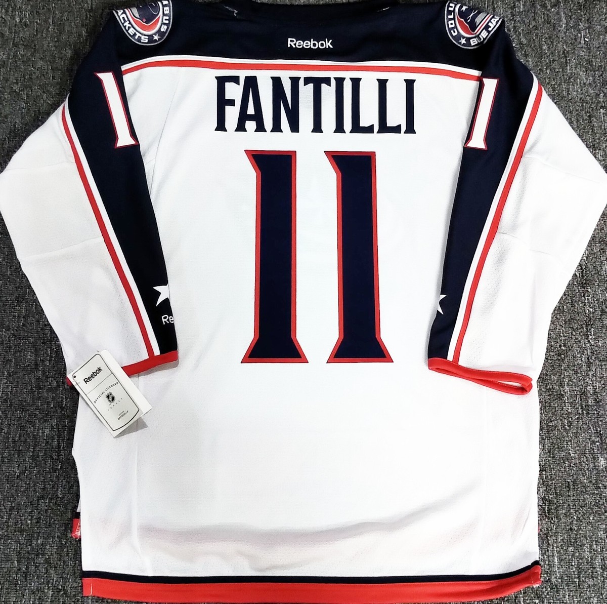 YOUTH-NWT-S/M ADAM FANTILLI COLUMBUS BLUE JACKETS ROAD REEBOK NHL
