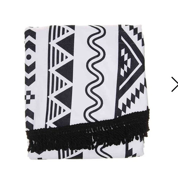 DSW Beach Blanket Black u0026amp; White with Black Fringe 59u0026#034; NEW | eBay