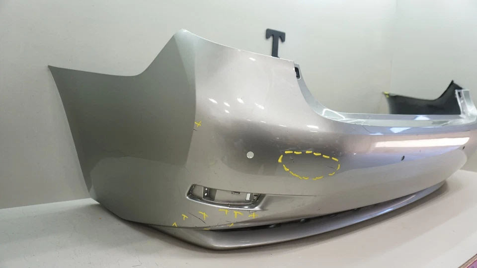 2013-2015 LEXUS ES350 ES 300H REAR BUMPER COVER PANEL OEM - Image 4 of 4