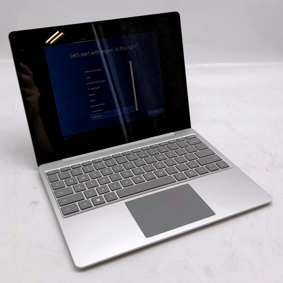 Microsoft Surface Laptop Go 2 12.5
