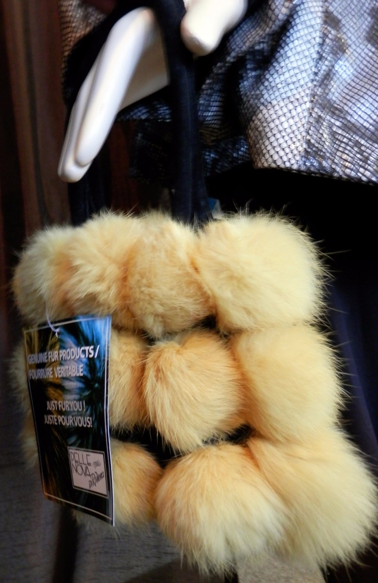 RABBIT FUR POUCH YELLOW RABBIT FUR POUCH YELLOW
