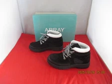 Array Mazie Lace-Up Round Toe Ankle Boots $110 - US Size 6 - Black - 1399