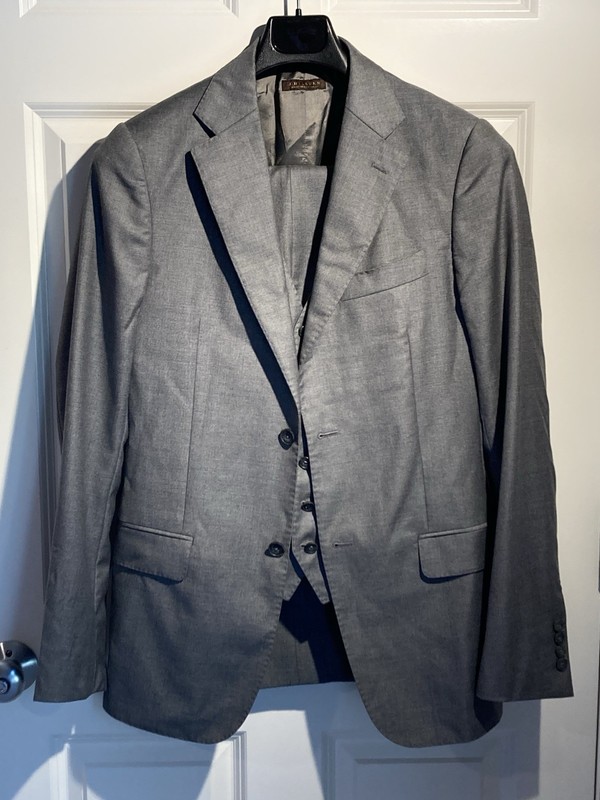J Hilburn 3-Piece Suit Vitale Barberis Canonico Fabric Portugal 37L Immaculate