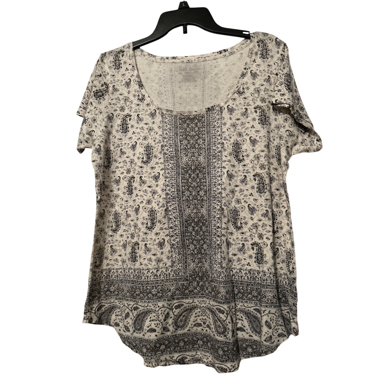 Lucky Brand Women pull over blouse Short Sleeve Sz L pretty Ivory black