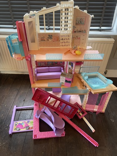 Mattel Barbie Dreamhouse Dollhouse Playset (GNH53)