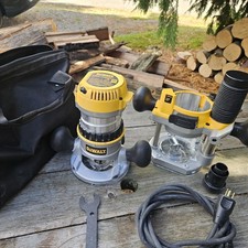 DEWALT Router Kit 2 1/4 HP 12 Amp Plunge and Fixed Base Variable Speed 8 to 24k