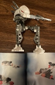 LEGO BIONICLE: 2003 Rahkshi Kurahk (8588) With Manual.