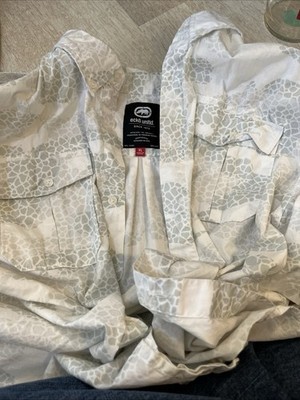 Ecko Unltd Botton Up, White And Grey , No Stains Or Holes Good Conditions