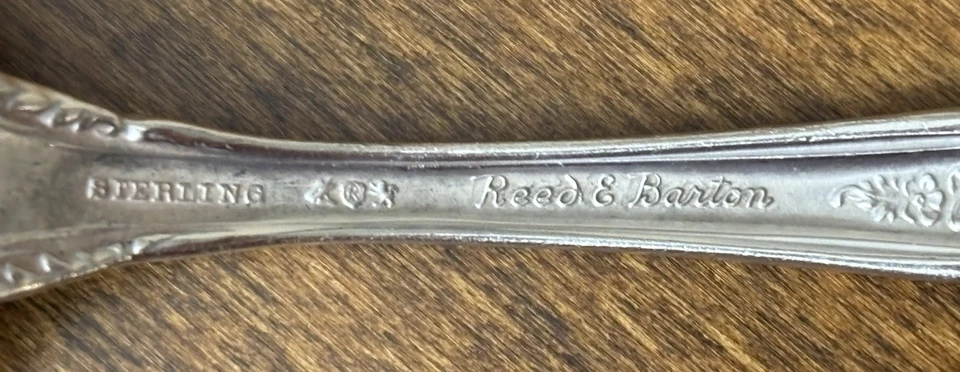 Reed & Barton Sterling FRENCH RENAISSANCE Round Bowl Soup Spoon 5 7/8" No Mono - Image 2 of 4