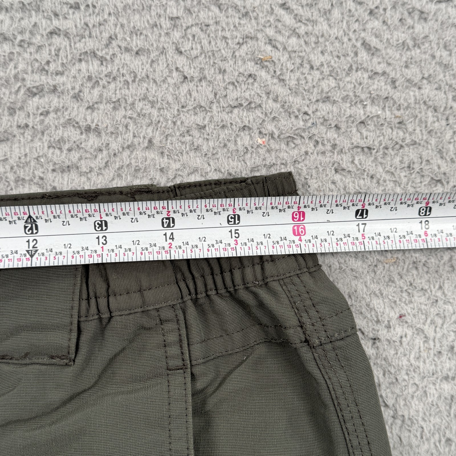 Venturing Switchbacks Shorts Mens Small Nylon Car… - image 6