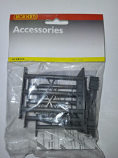 Hornby R 659,  HIgh Level Piers, OO Guage