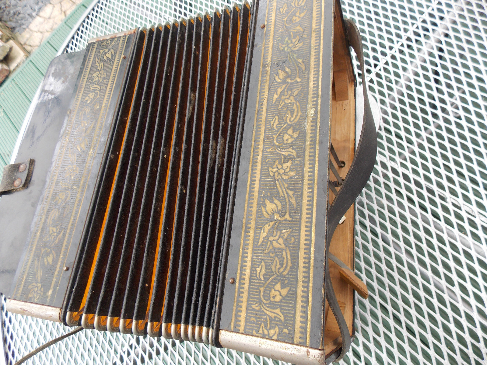 Vintage HOHNER Accordion,Spares or Repair,Bellows good. eBay