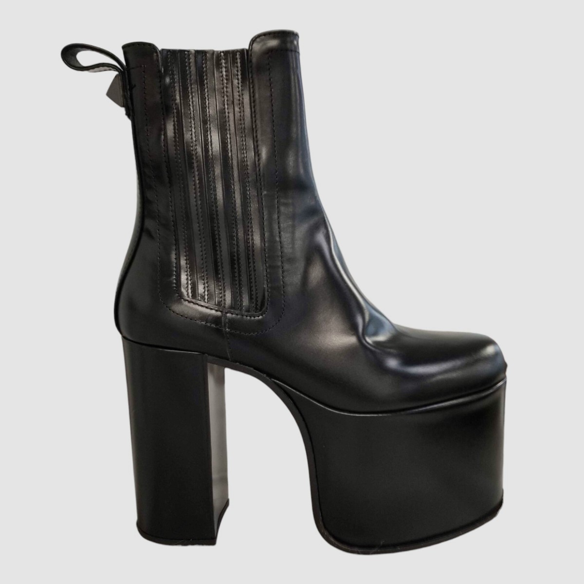$1690 Valentino Women Black Club Beatle Platform Leather 