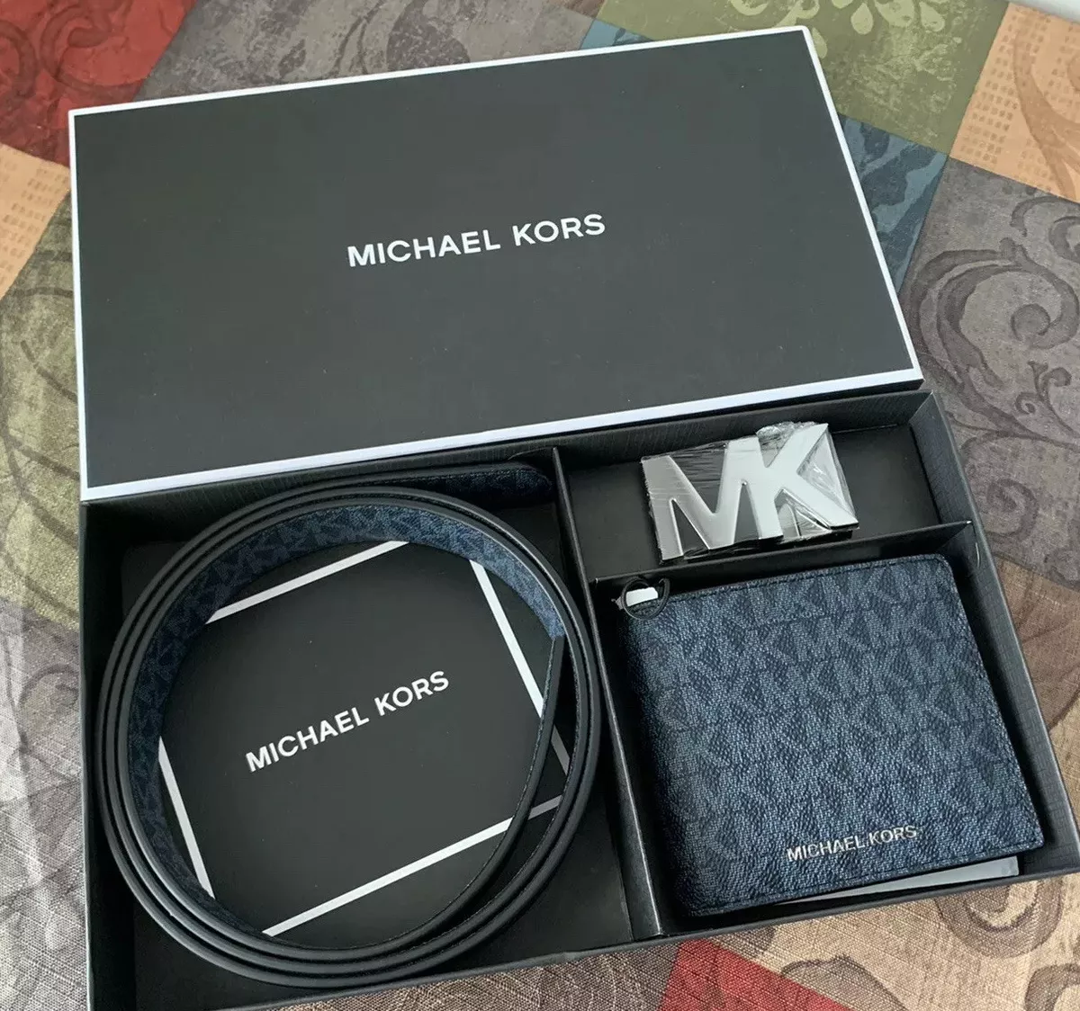 Michael Kors Mens Logo Belt and Billfold 3 in 1 Wallet Gift Box