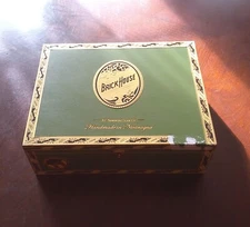CIGAR BOX-J.C. NEWMAN CO.-BRICKHOUSE-MIGHTY MIGHTY- green Label SWEETTTT!!