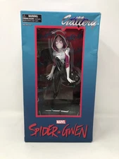 Diamond Select Toys Marvel Gallery: Spider-Gwen PVC Figure