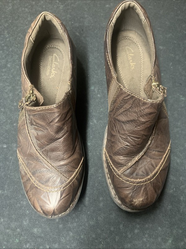 Clarks Bendables Brown Leather Zippered Slip On Shoes Women's Size 7.5W