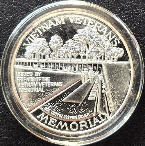 1959-1975 1oz .999 FINE SILVER VIETNAM VETERANS MEMORIAL COMMEMORATIVE ROUND