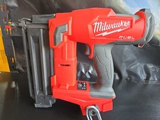 Milwaukee M18 FUEL™ 18 Gauge Brad Nailer (2746-20) Good Condition Tool-only