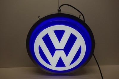 VOLKSWAGON ILLUMINATED Dealer Counter Sign 20'' in Diameter. FANTASTIC PIECE!