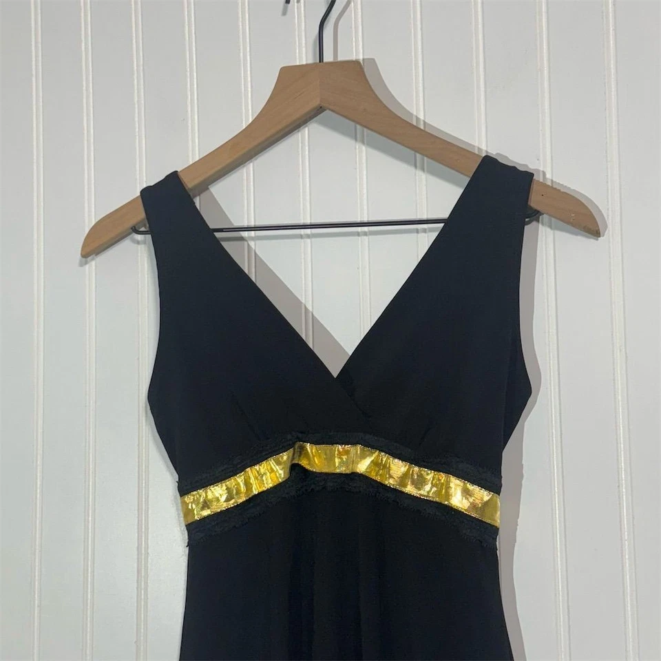 Lápiz Labial Vintage Negro Dorado Top S EE. UU. Y2K Ropa de Club Emo Alt Festival Tanque Cuello en V Foto 2 de 4