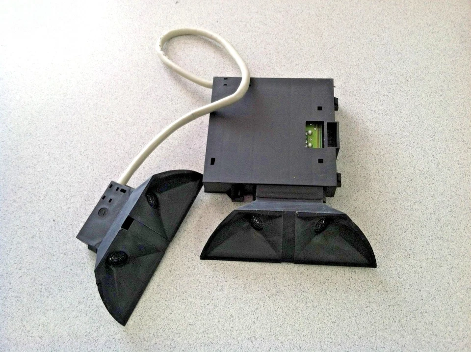 2000-2004 BMW X5 E53 ~ МОДУЛЬ УПРАВЛЕНИЯ СИСТЕМОЙ СИГНАЛИЗАЦИИ ~ 65758379941 ~ ОРИГИНАЛЬНАЯ ДЕТАЛЬ - Изображение 2 из 3