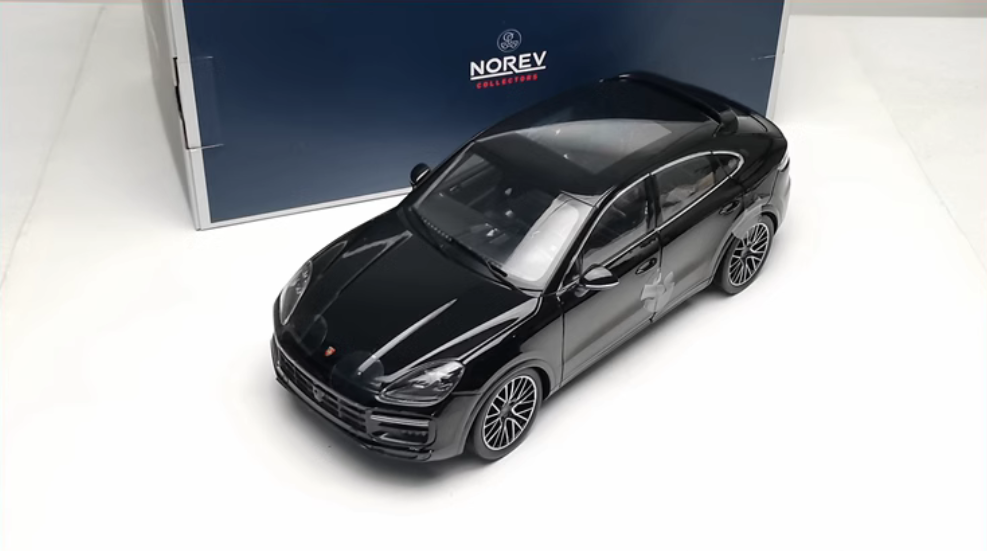 NOREV 1/18 Alloy diecast car model Porsche Cayenne Turbo coupe