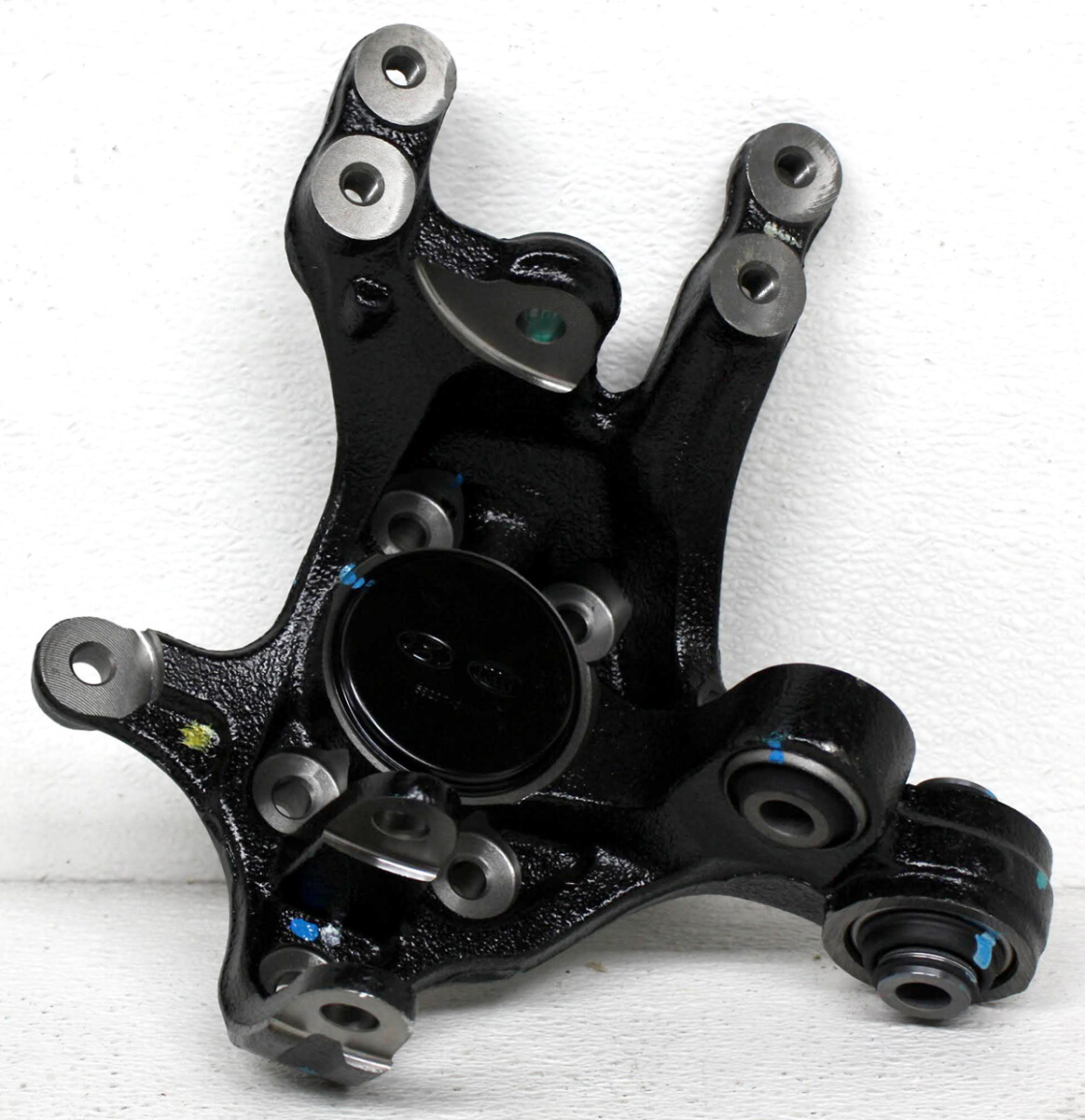 OEM Left Driver Side Rear Suspension Knuckle For KIA Sportage (FWD