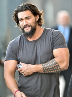 282125 Jason Momoa Aquaman Drago Cao GOT USA Actor PRINT POSTER
