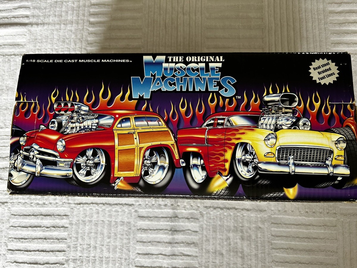 FUNLINE MUSCLE MACHINES '32 ROADSTER in RED Die Cast 1/18 #61198