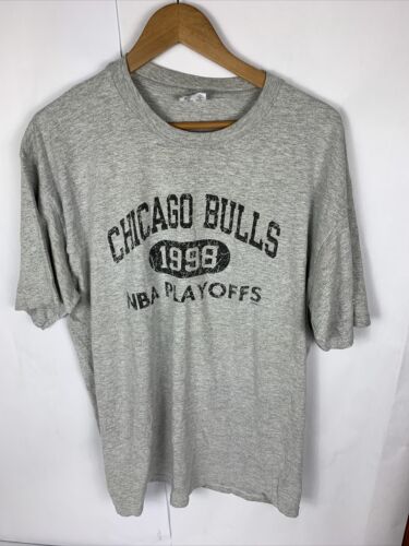 T-shirt vintage anni '90 1998 Chicago Bulls taglia XL grigia sei volte campione NBA Jordan - Foto 1 di 7
