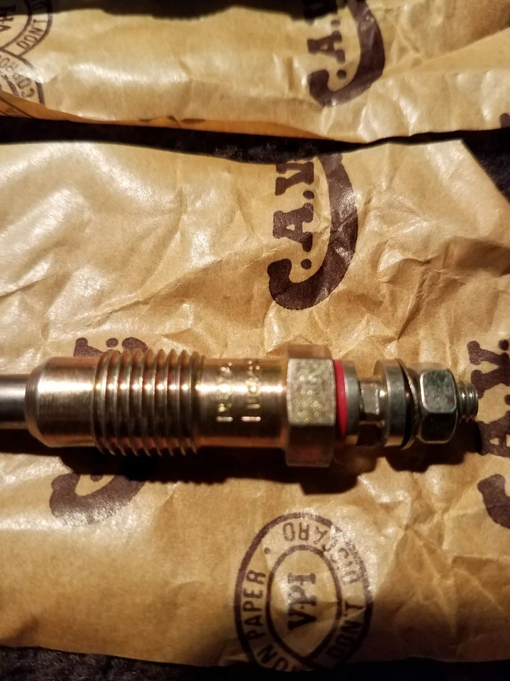 Peugeot 505 años 80 diésel lucas OEM juego de 4 bujías incandescentes nuevas Foto 2 de 3