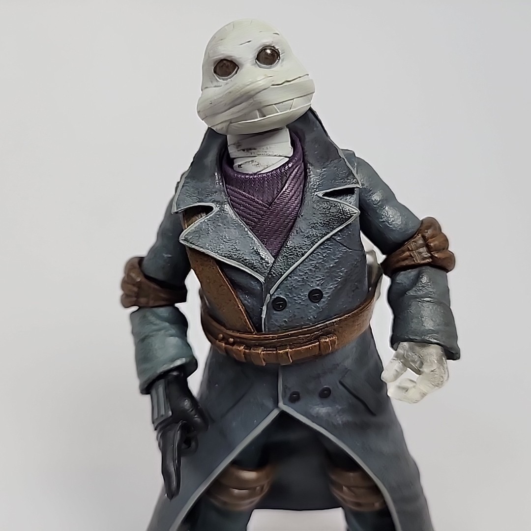 NECA Universal Monsters x TMNT Donatello as The Invisible Man