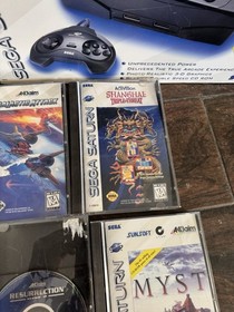 SEGA Saturn Console Bundle (read)