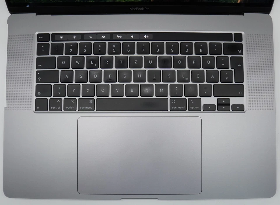 Apple MacBook Pro 16" 2019 · i9 · 32GB · 1TB, Foto 2 von 5