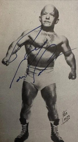 VINTAGE SKY LOW LOW HAND SIGNED WRESTLING MAG PAGE! MOST FAMOUS MIDGET! WWF NWA