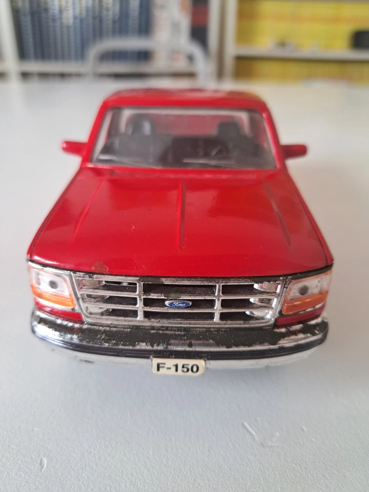 Modellino Maisto 1:25 Ford F150 1993 - Immagine 2 di 4