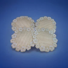 Set of 4 Leila's Linens Glass Beaded Placemats Dinning ~ Cream & White Hibiscus