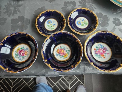Weimar Porzelanschalen kobaltblau ( 3x groß + 2x klein )