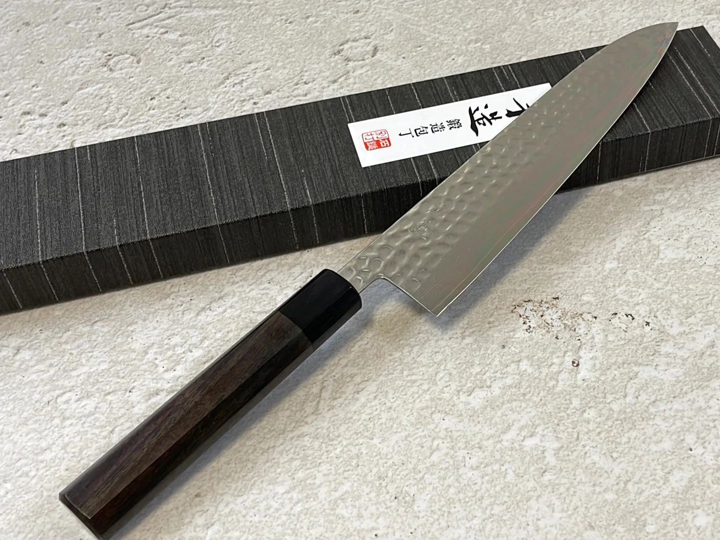 Yoshimune Gyuto 210mm VG10 Damascus Steel Rose Wood Octagonal Handle