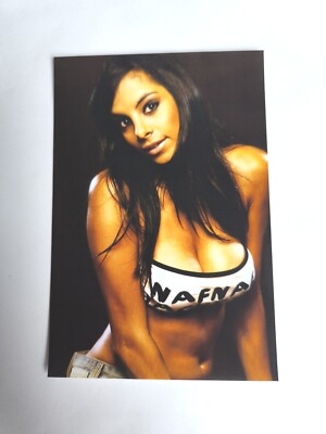 COLLIEN ULMEN FERNANDES : Schönes FOTO, Moderatorin,Schauspielerin,Autorin.#159