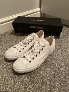 chuck taylor 9.5
