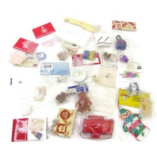 27-pc Vtg Dollhouse Parts  Bath Towels, Teddy Bears, Golf Bag, Clown  More