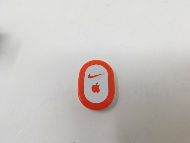 apple and nike a1193