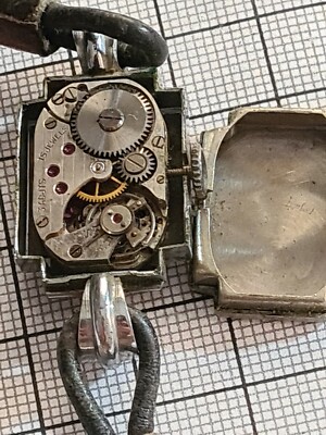 Montre Femme Art Déco Mécanique - Boîtier Coussin Métal - Ne Fonctionne Pas (balancier Libre)