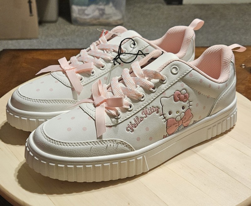 Hello Kitty Pink White Tennishoes Women's 9 By Sanrio