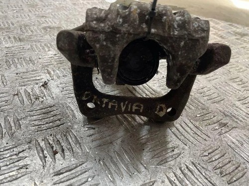 VW GOLF VI Cabrio 517 Support hinten rechts 1.40 Petrol 90kw 2010 22208112