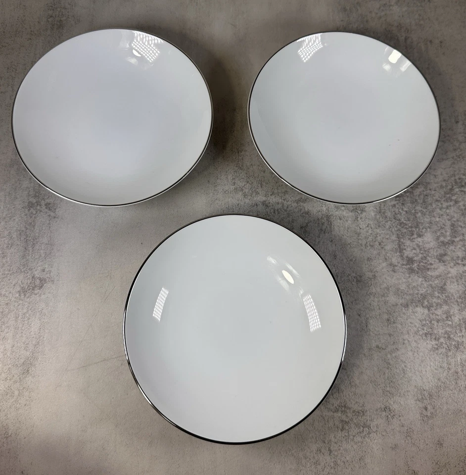 Style House Platinum Ring Berry Dessert Bowl Set of 3 5.5" White Japan - Image 4 of 4