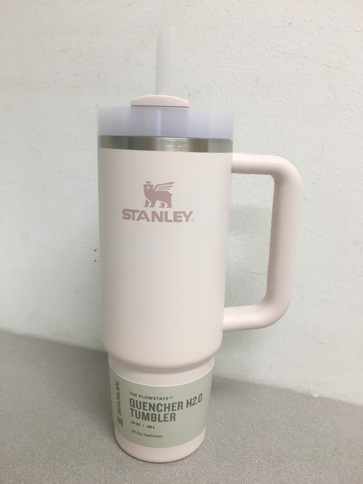 Stanley Quencher H2.0 FlowState 30 oz Rose Quartz BPA Free Double-wall Tumbler
